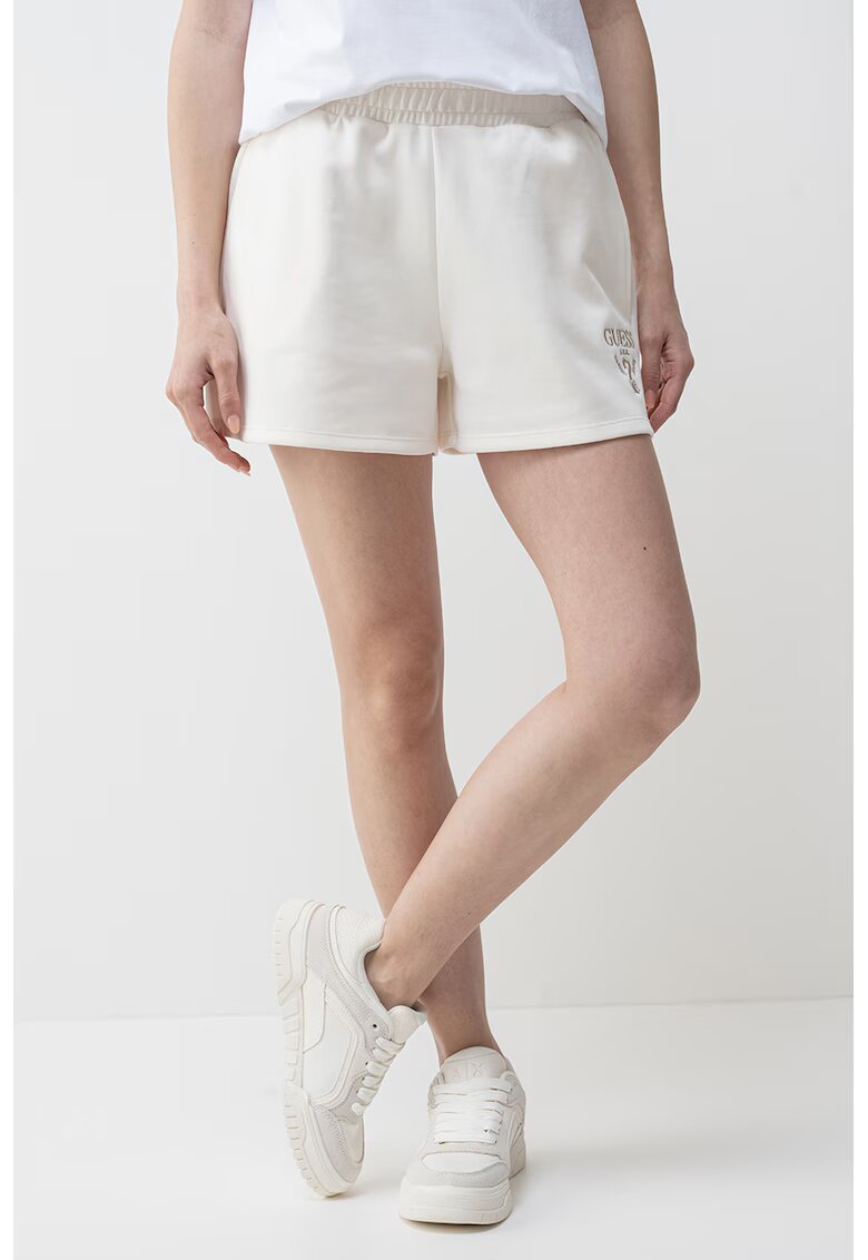 Guess Pantaloni scurti cu broderie logo - Crem