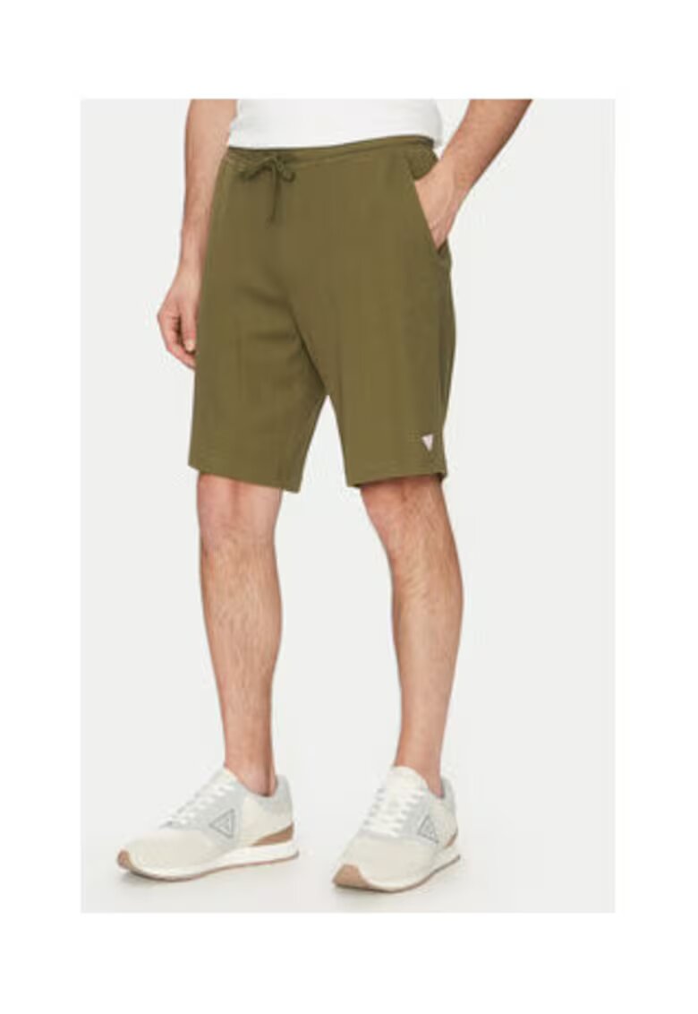 Guess Pantaloni scurti cu snur in talie - kaki