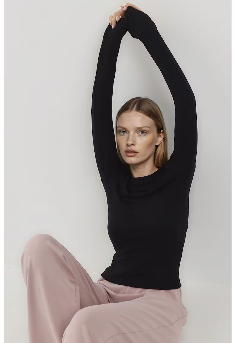 HiCCUP Bluza dama - croiala slim fit - tricot - negru