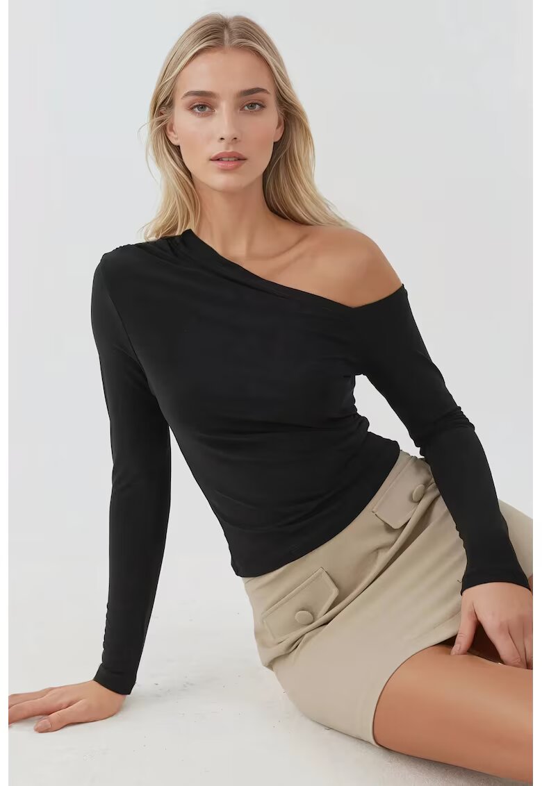 HiCCUP Bluza dama - decolteu asimetric - tricot - negru