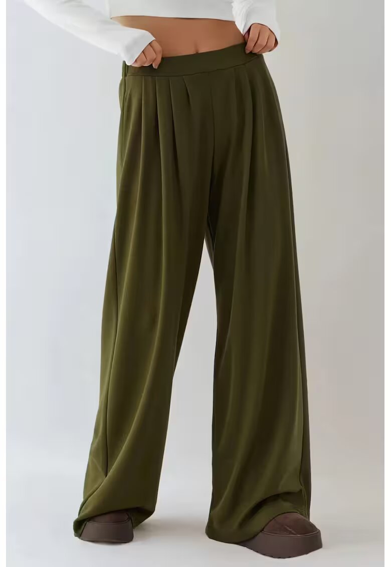 HiCCUP Pantaloni dama - plisati - picior larg - verde - poliester