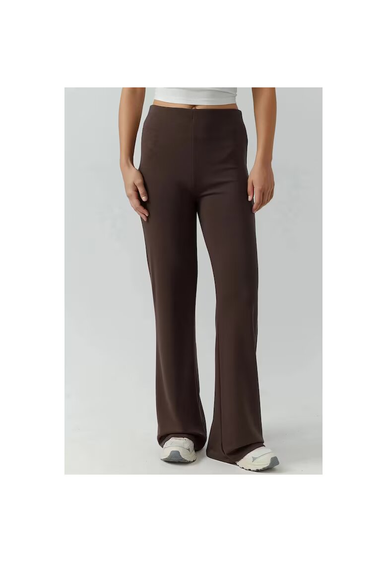 HiCCUP Pantaloni sport dama - croiala lejera - picior drept - maro cafea - textil