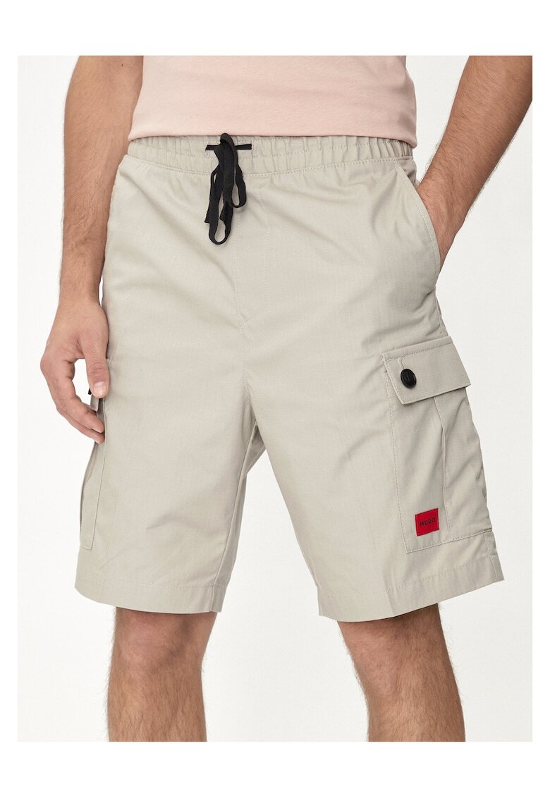 HUGO Pantaloni scurti barbati culoare gri