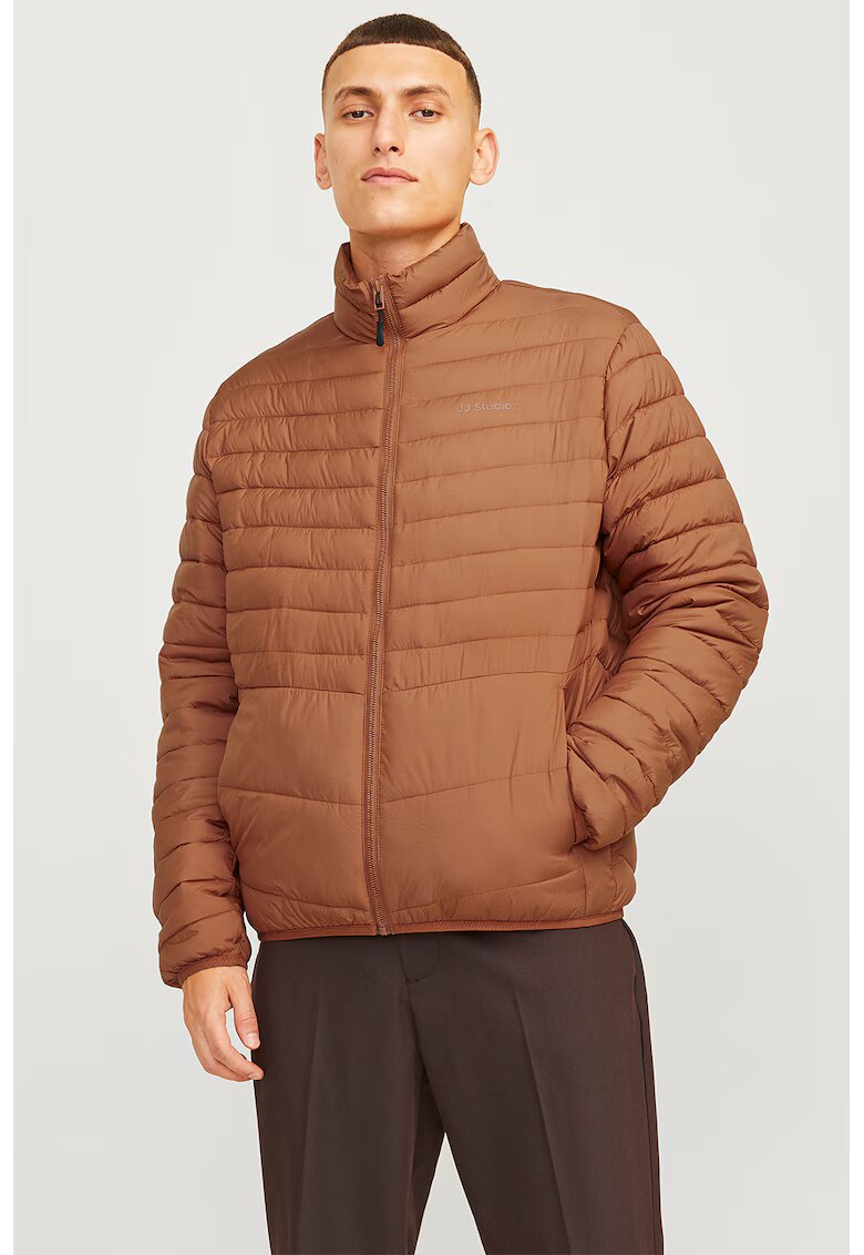 Jack & Jones Jacheta cu vatelina si guler inalt - Maro scortisoara