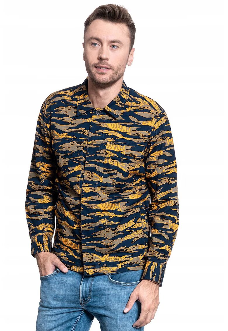 Lee Camasa Barbati - Fit Sezonier - Croi: Regular Fit - Inchidere: Nasturi - Compozitie Material: 100% Bumbac - Numar De Buzunare: 4 - Multicolor - 1 Bucata