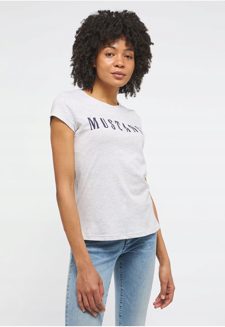 Mustang Tricou Dama - Alina C - Regular Fit - Cu Logo - Design Simplu - Fara Buzunare - Decolteu Rotund - 100% Bumbac - Marime XS - Gri Deschis