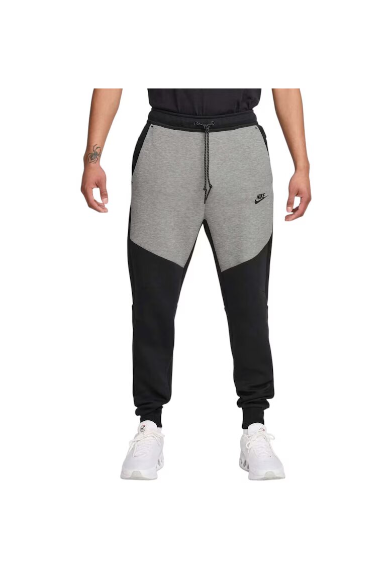 Nike Pantaloni Tech Fleece Jggr 41876