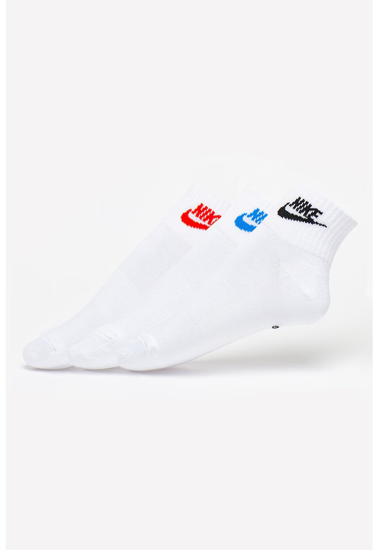 Nike Set de sosete scurte unisex cu logo Essential - 3 perechi - Alb