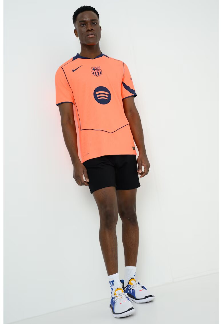 Nike Tricou pentru fotbal F.C. Barcelona 2025/26 Total 90 - Portocaliu/Albastru ultramarin