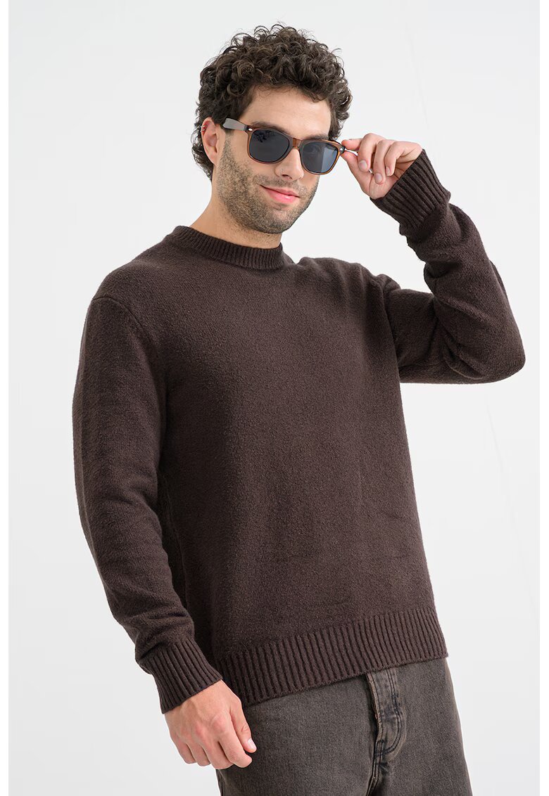 Only & Sons Pulover uni din amestec de bumbac cu decolteu la baza gatului - Maro inchis