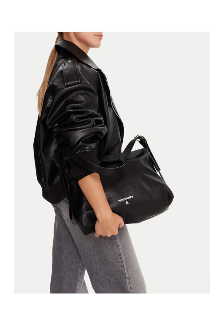 Patrizia Pepe Geanta dama model K103 - culoare neagra - din piele naturala.