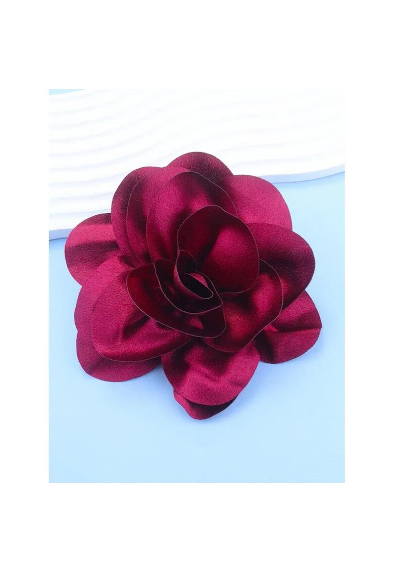 Pursehuit Brosa tip floare supradimensionata - visinie - Beatrice C22