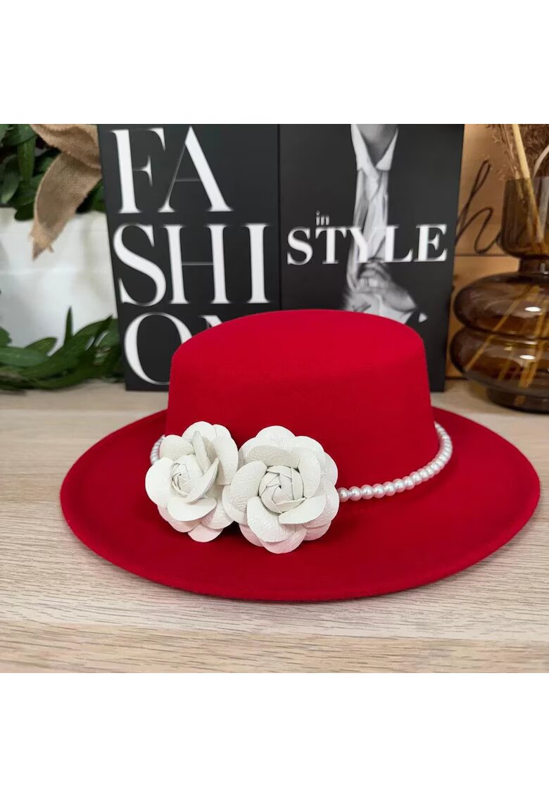 Pursehuit Palarie dama rosie - stil canotiera - reglabila - cu accesoriu detasabil din perle - Greta