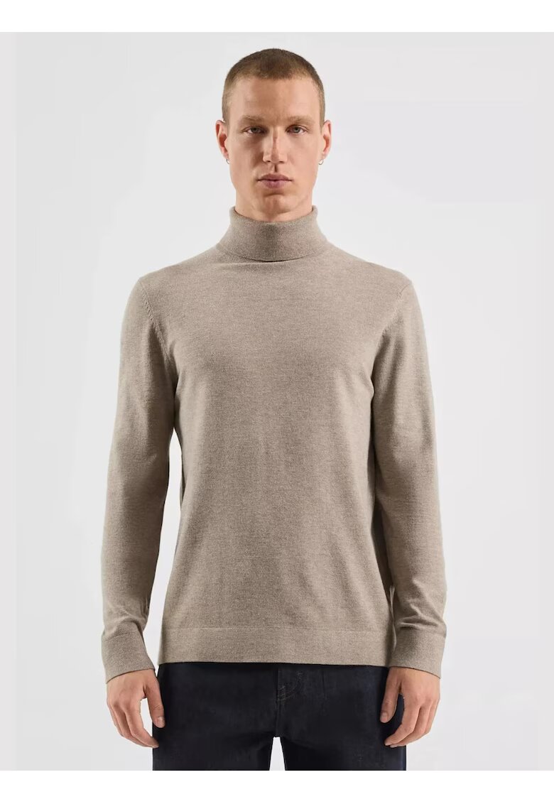 QS Q/S by s.Oliver Pulover tricotat barbati - cu guler inalt - croiala Regular fit - Maro