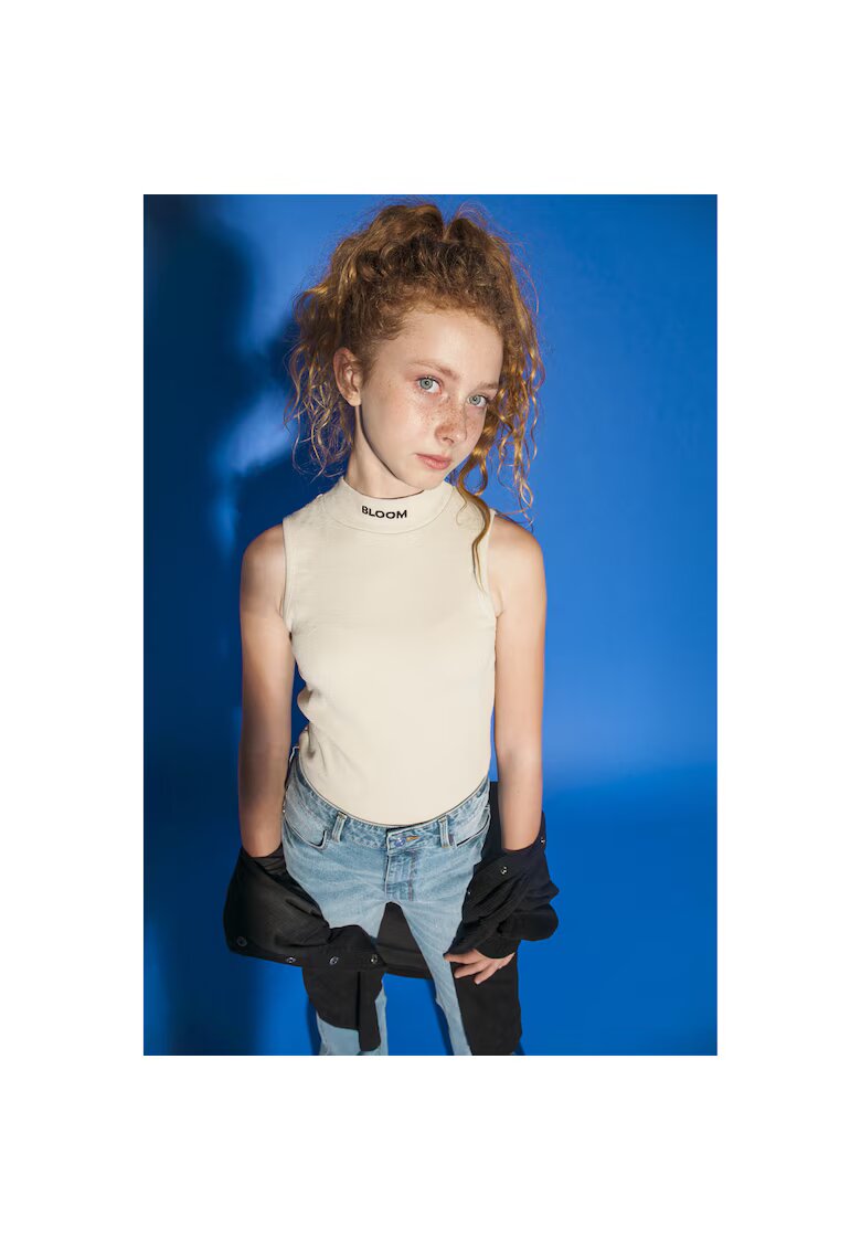R Top slim fit cu gule inalt -