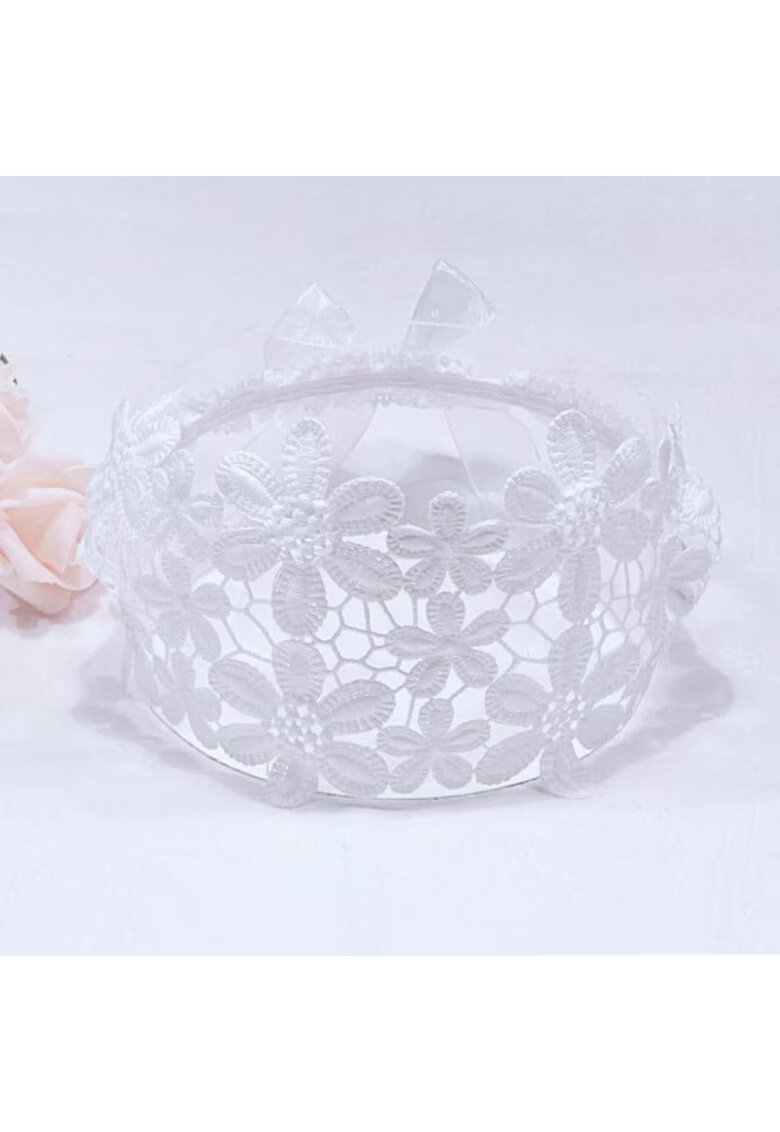 Superbaby Bentita tip boneta Model AL 18337 cu floricele crosetate - Fete - 6-12 luni - Alb