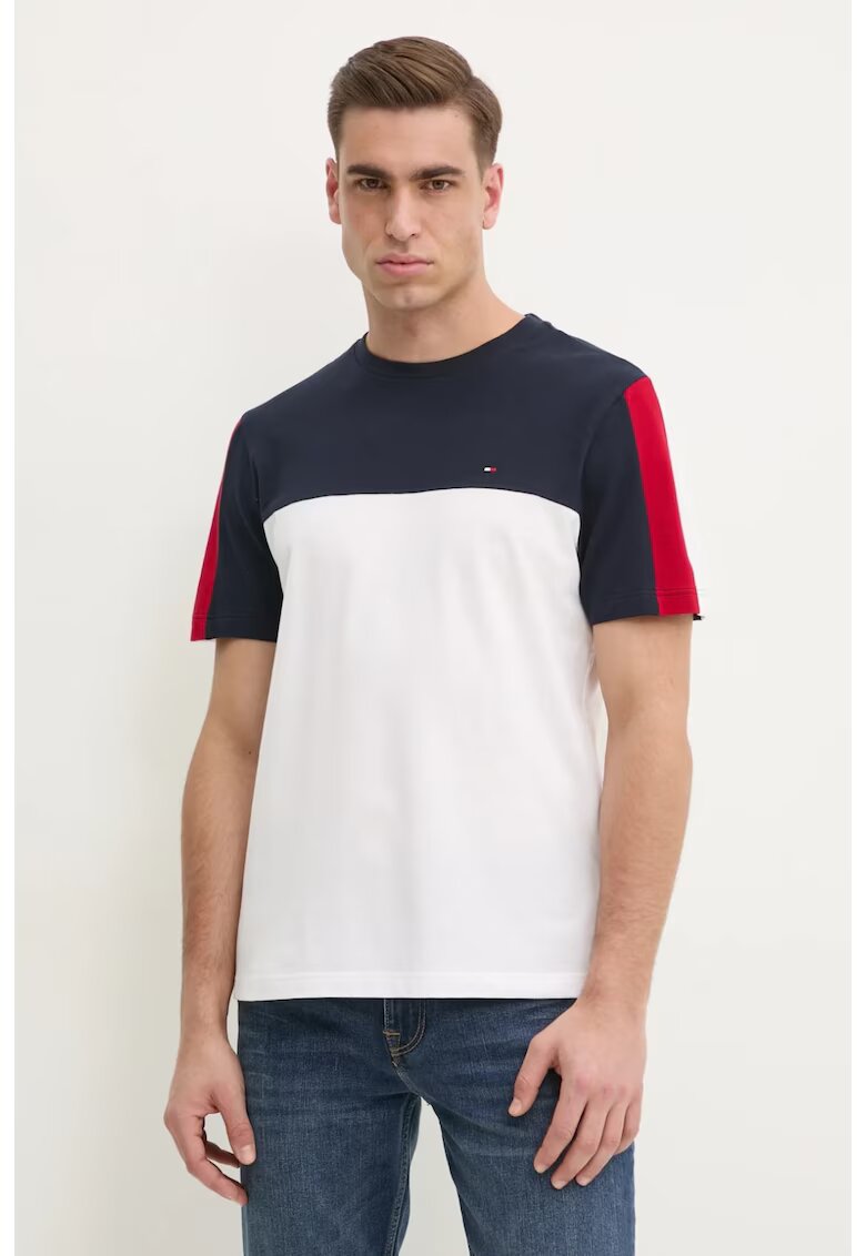 Tommy Hilfiger Tricou cu detaliu logo brodat - Alb/Bleumarin