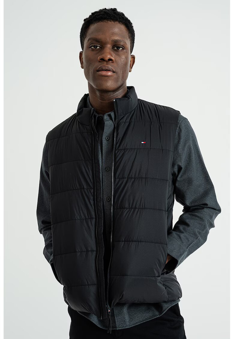 Tommy Hilfiger Vesta cu vatelina si guler scurt - Negru
