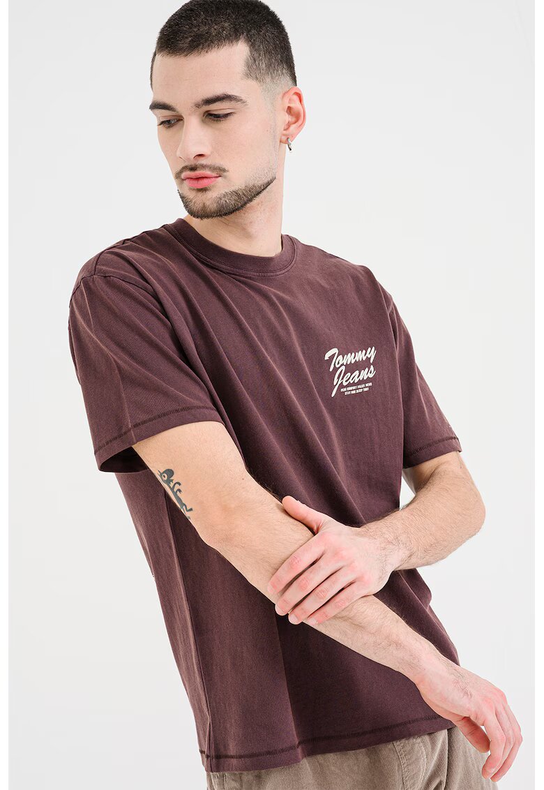 Tommy Jeans Tricou cu decolteu la baza gatului si detaliu cu logo pe piept - Violet prafuit