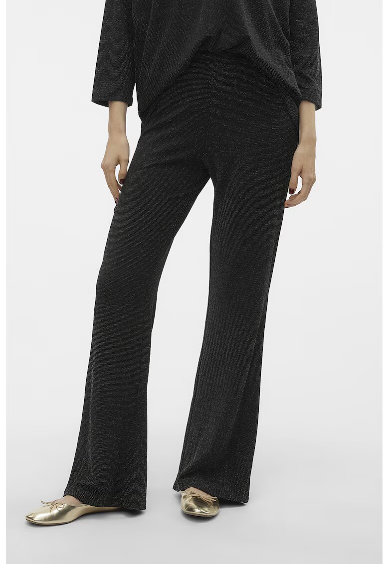 Vero Moda Pantaloni evazati cu aspect stralucitor - Negru