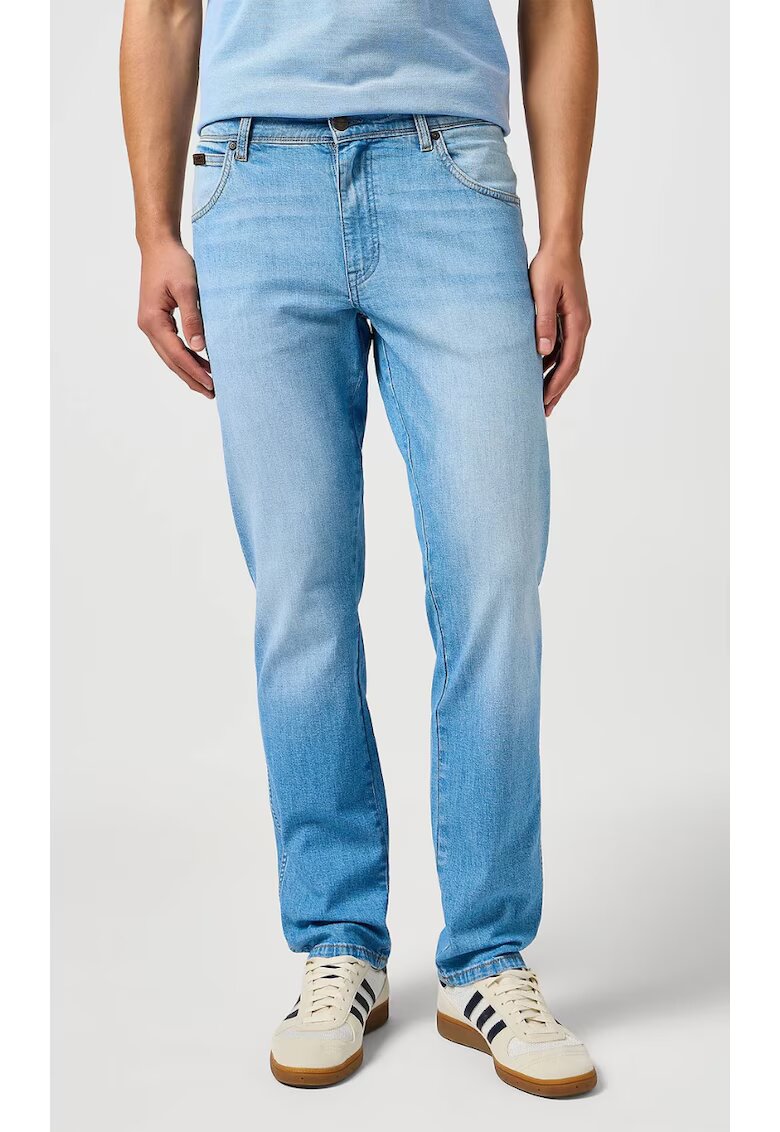 Wrangler Blugi barbati Texas Slate - bumbac/poliester/elastan - albastru deschis