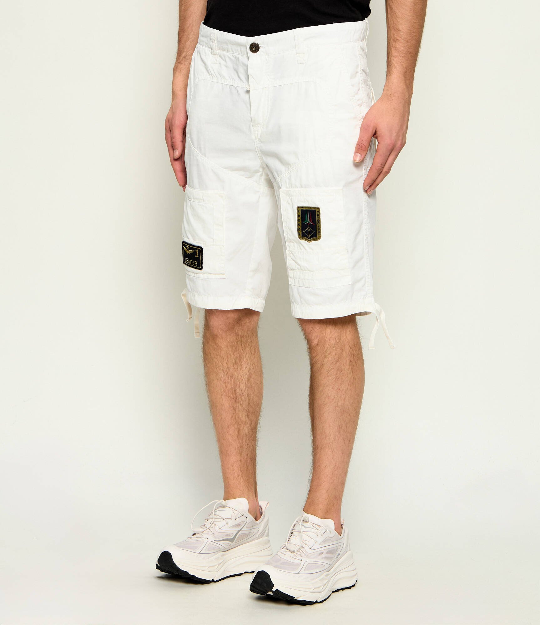 Aeronautica Militare Pantaloni scurți | regular fit