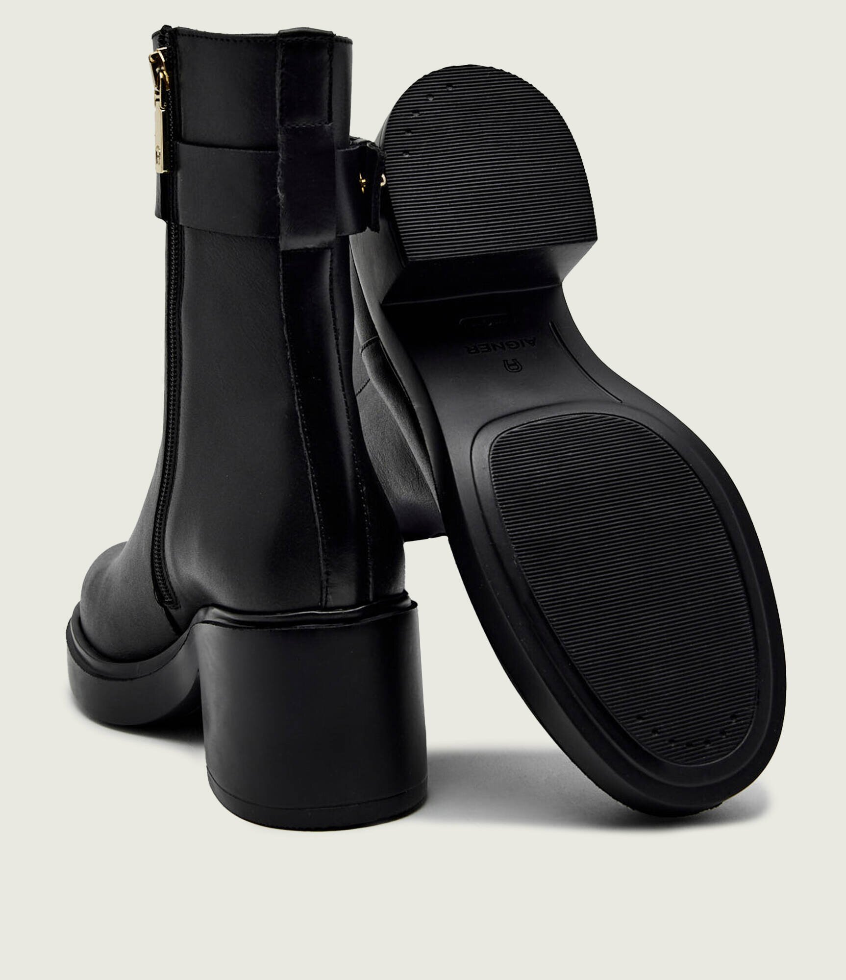 Aigner De piele botine cu toc NORA 2A