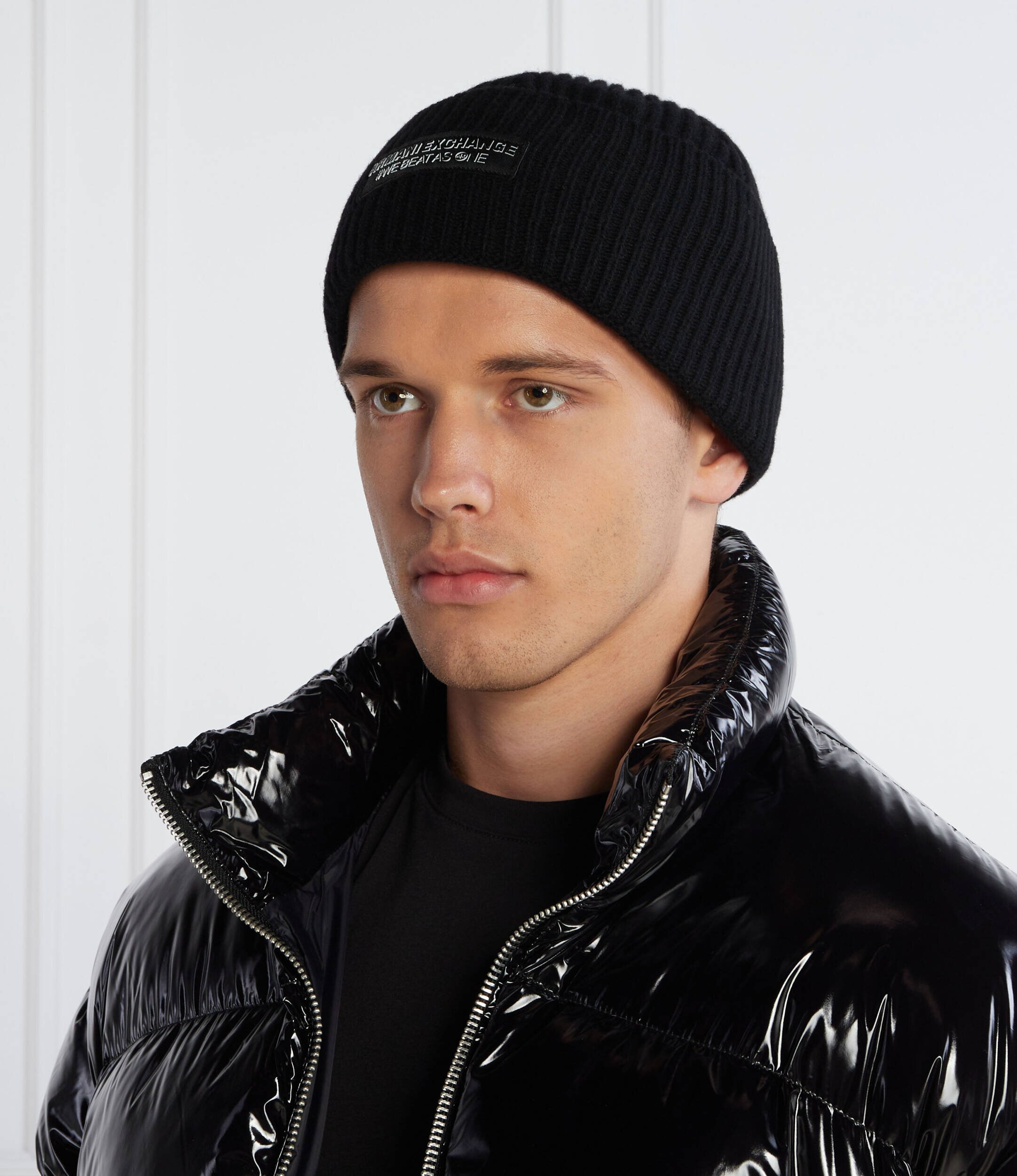 Armani Exchange De lână căciulă