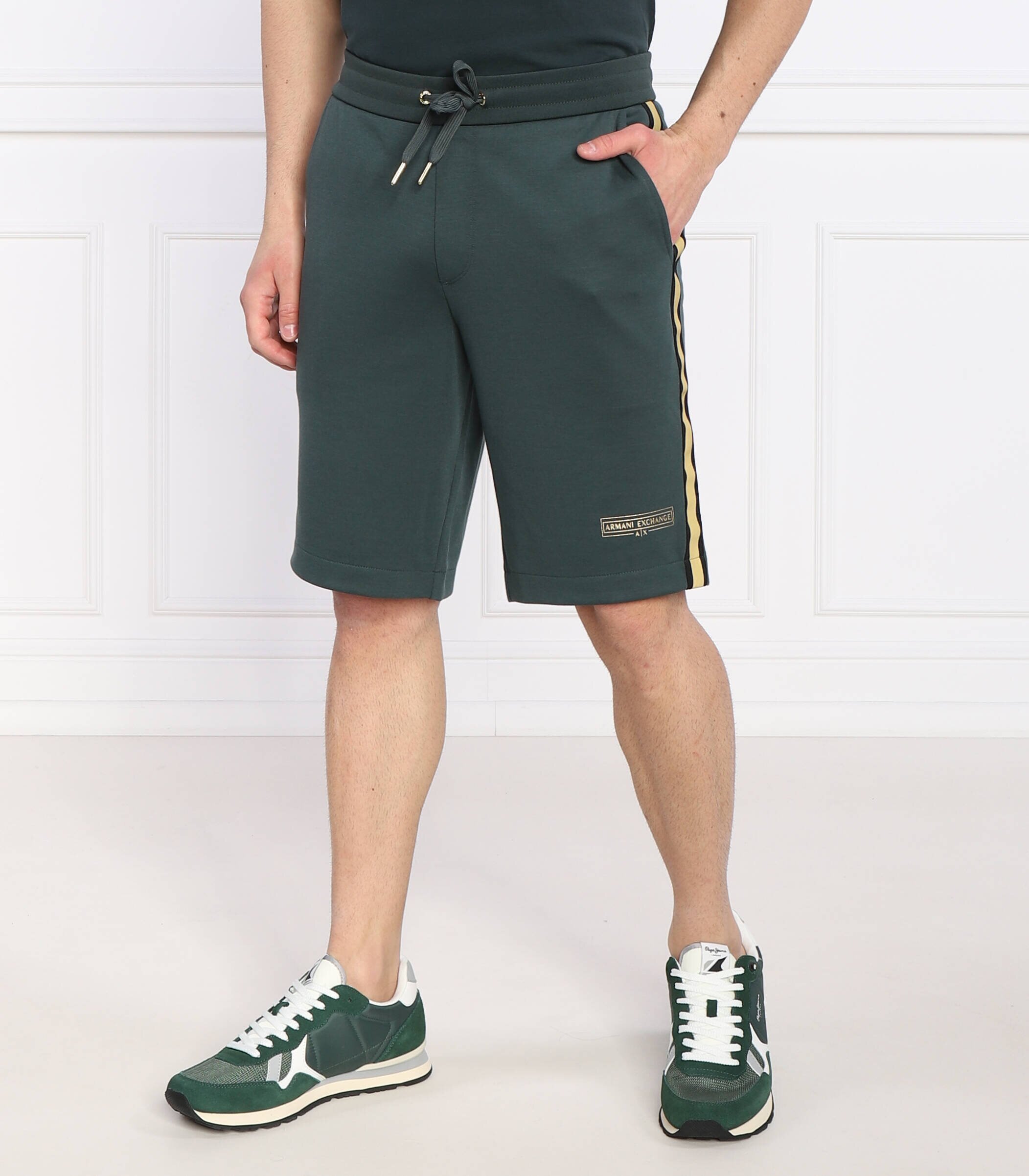 Armani Exchange Pantaloni scurți | Regular Fit