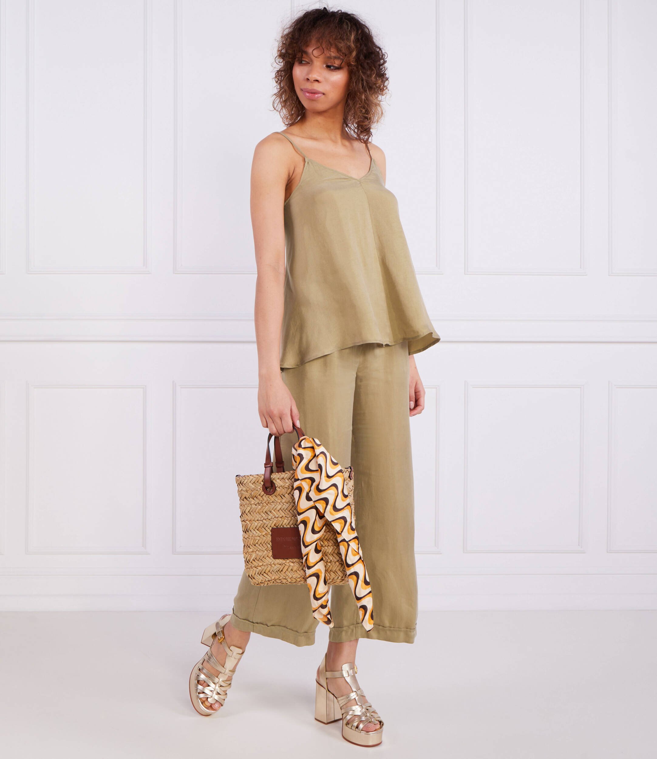 Beatrice B Top | Regular Fit