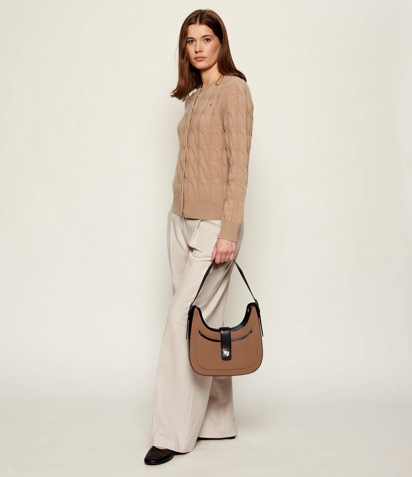 Blauer Hobo Ely 02