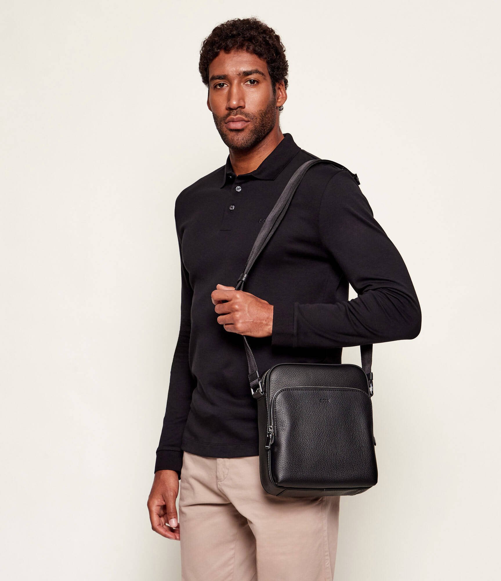 BOSS BLACK De piele geantă reporter New Crosstown_NS