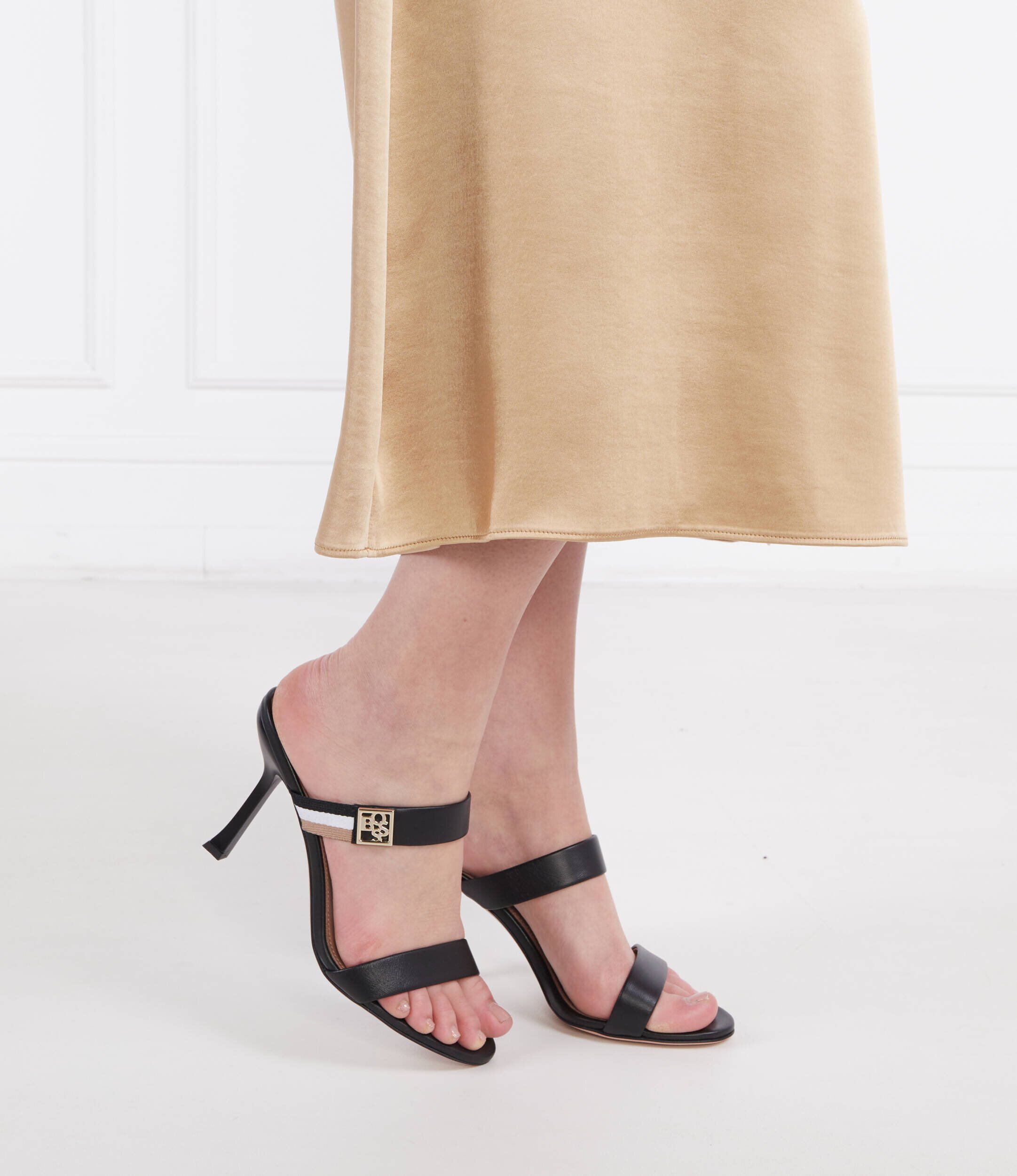 BOSS BLACK De piele șlapi Mandy Sandal 90-N