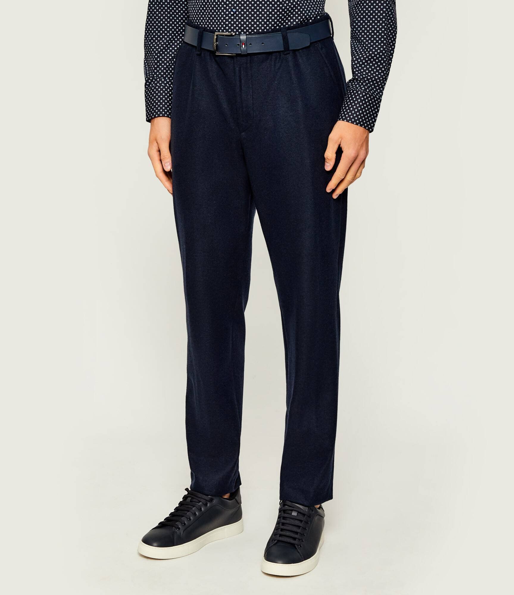 BOSS BLACK Pantaloni P-Perin-J-RDS-WG-254 | Tapered fit cu adaos de lână