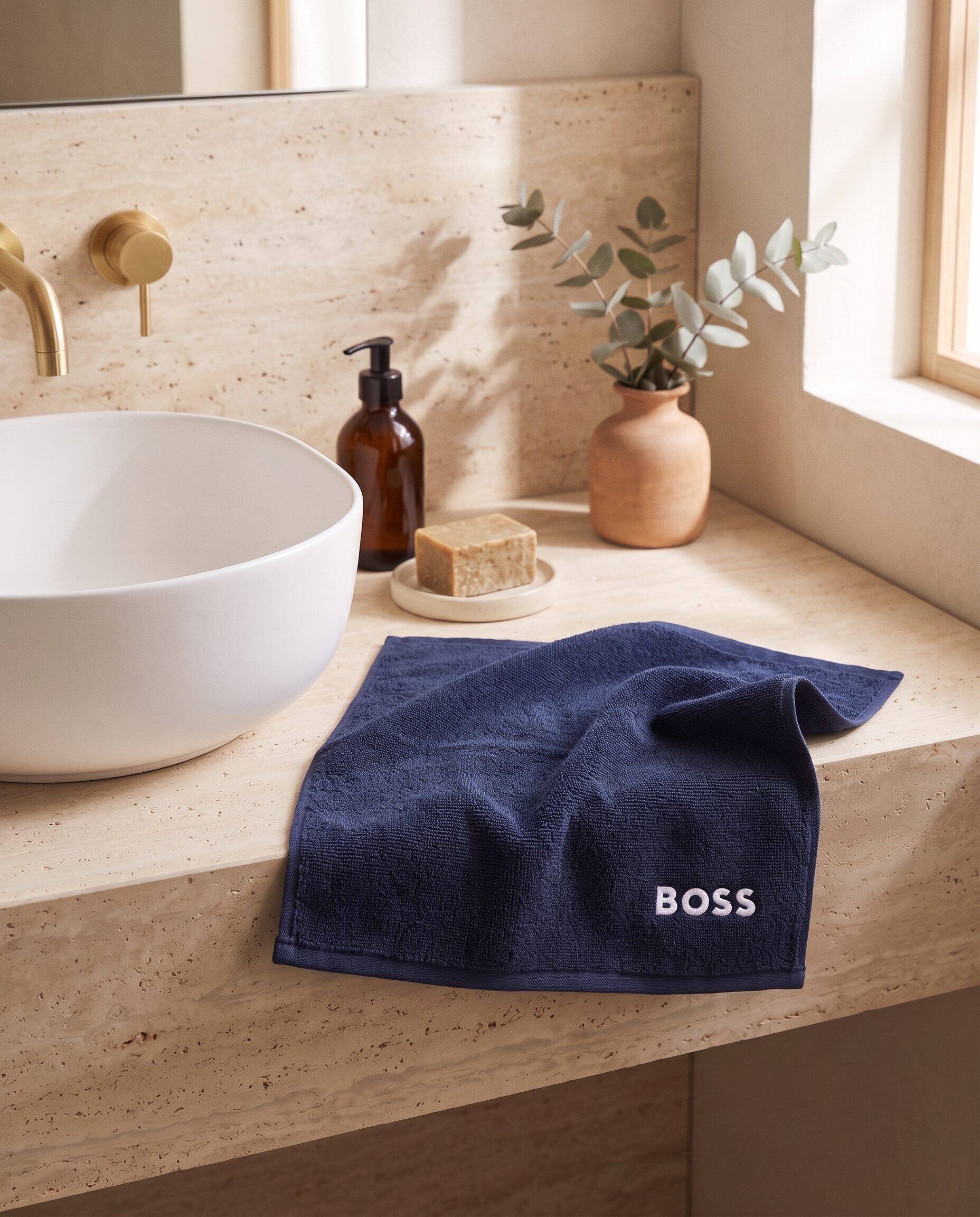 BOSS BLACK Prosop de față Edge| 30 x 30 cm