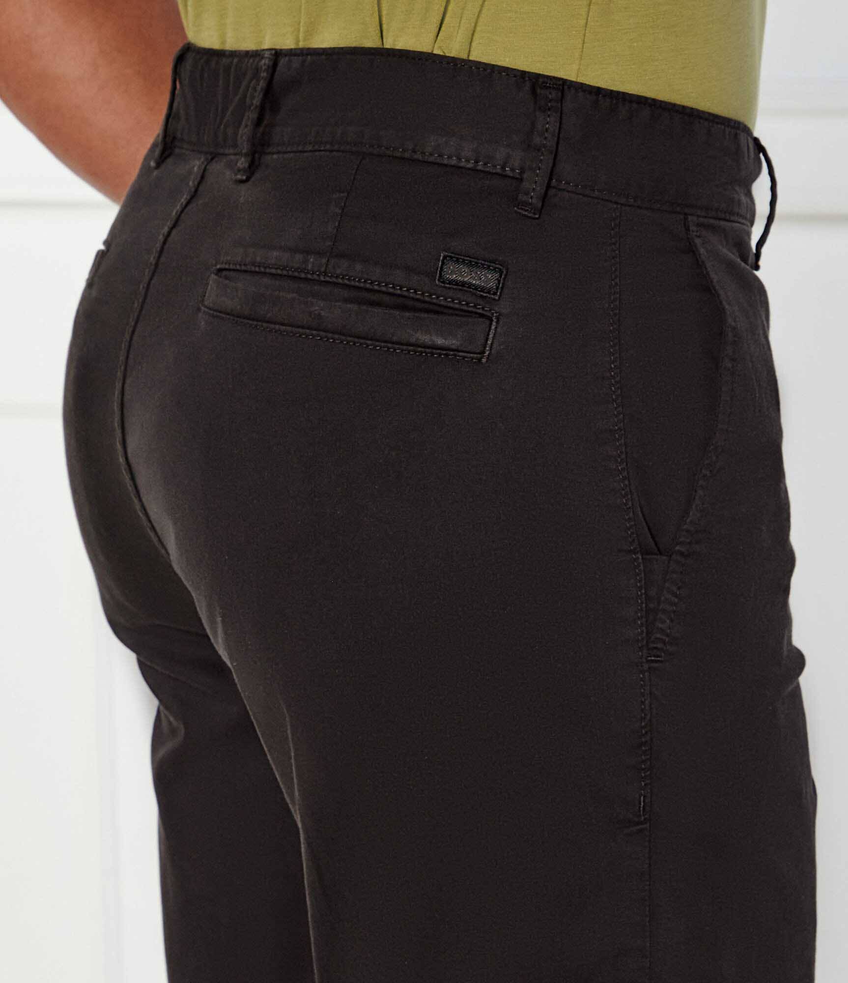 BOSS Orange Pantaloni scurți chino | Slim Fit