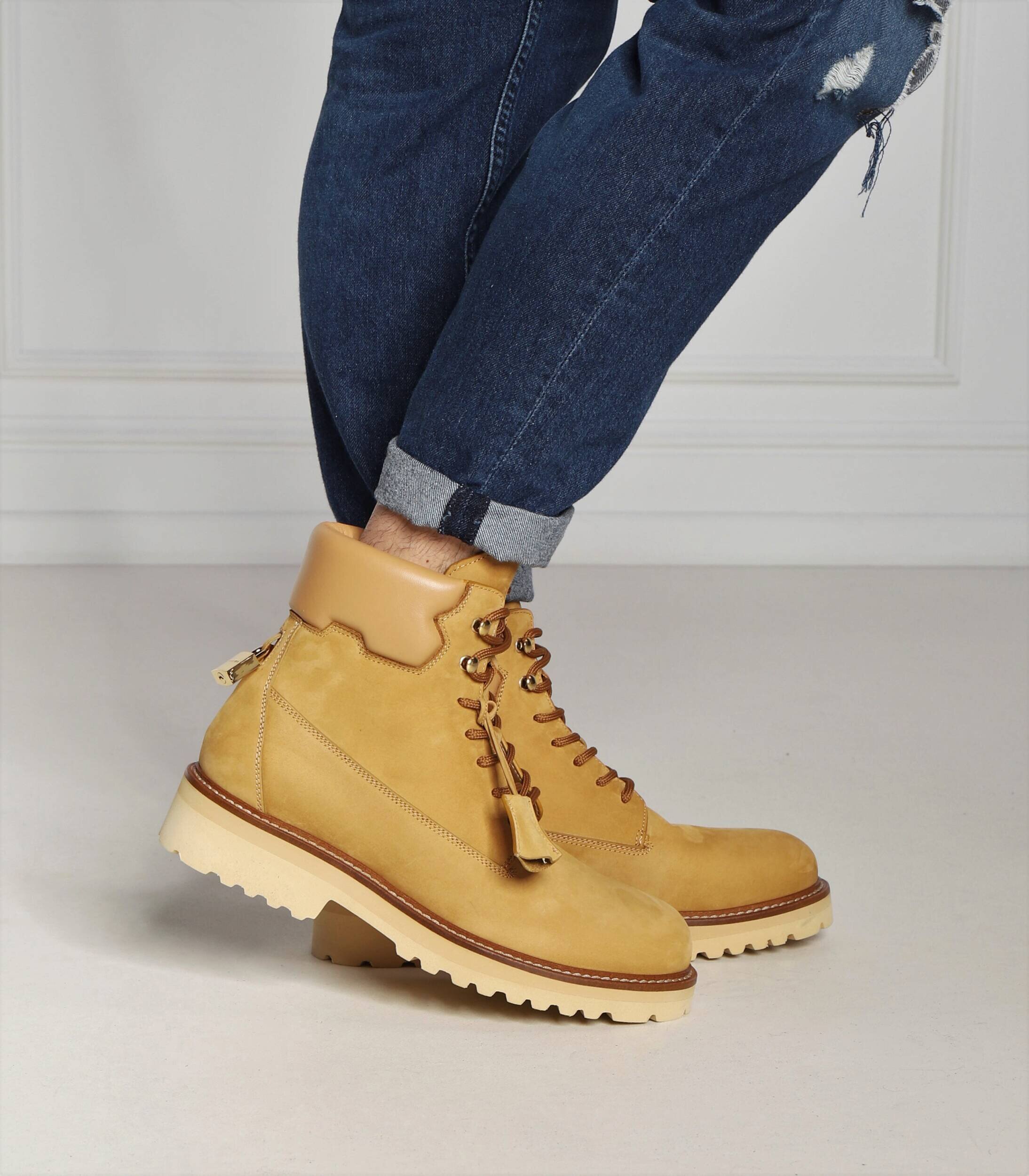 Buscemi De piele insulete Site