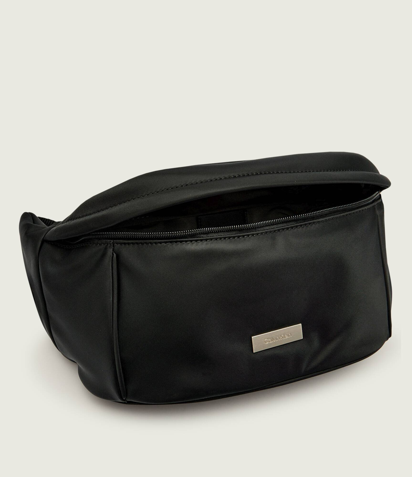Calvin Klein Borsetă