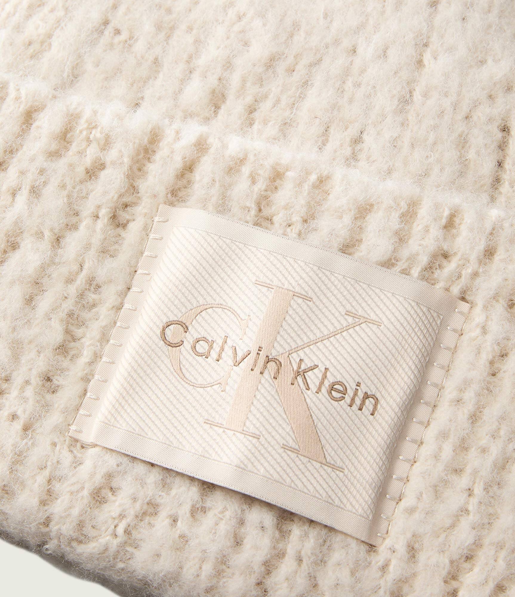 Calvin Klein Căciulă cu adaos de lână