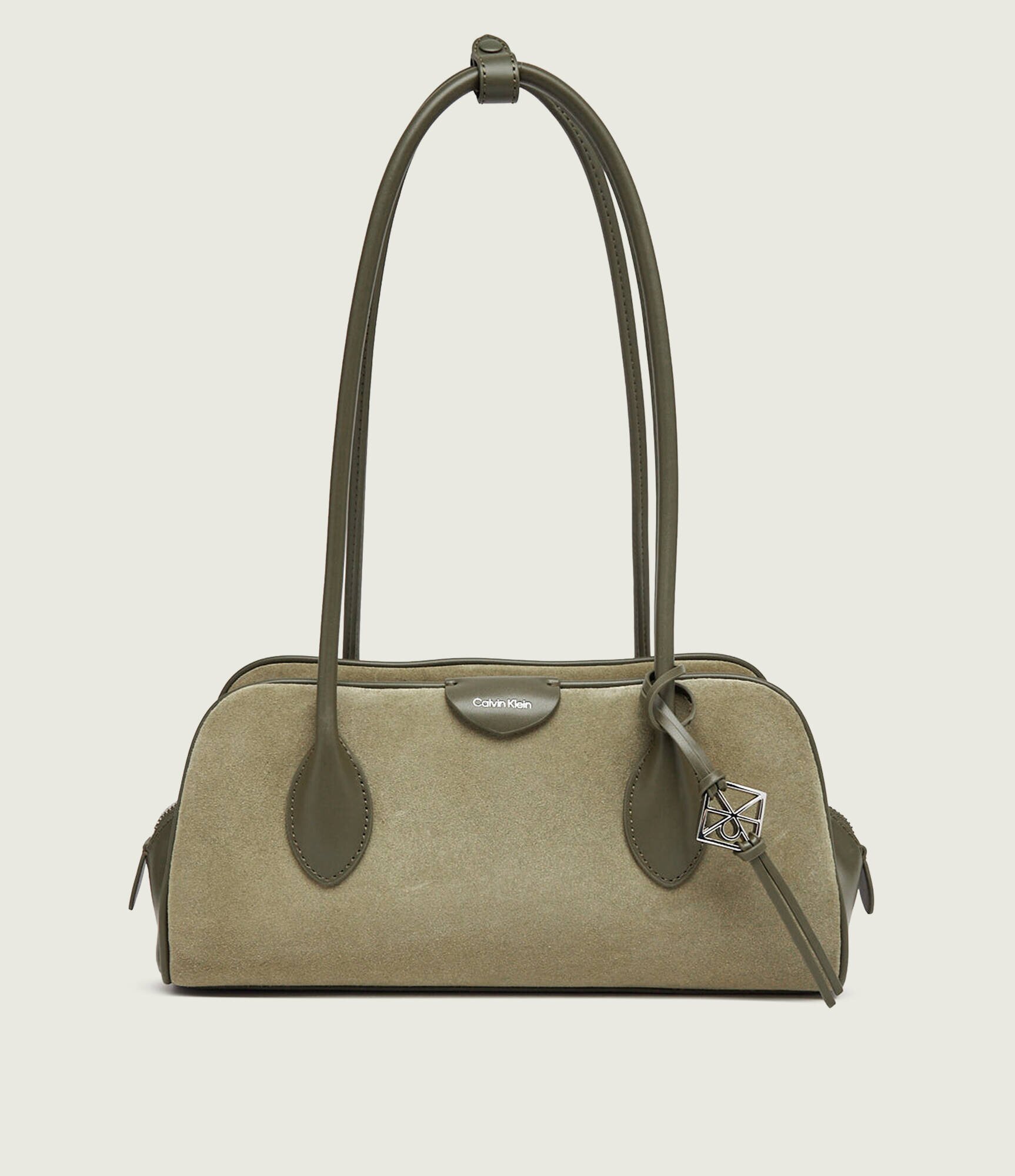 Calvin Klein Geantă pe umăr Emblem | piele întoarsă