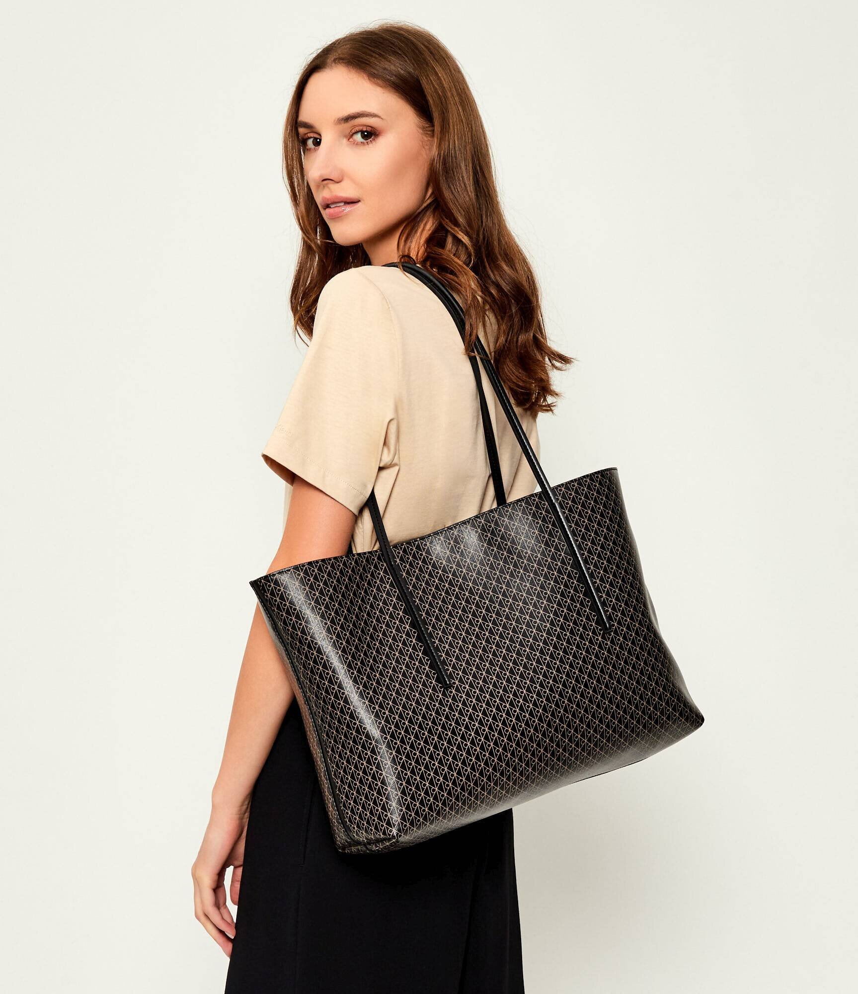 Calvin Klein Geantă shopper + borsetă
