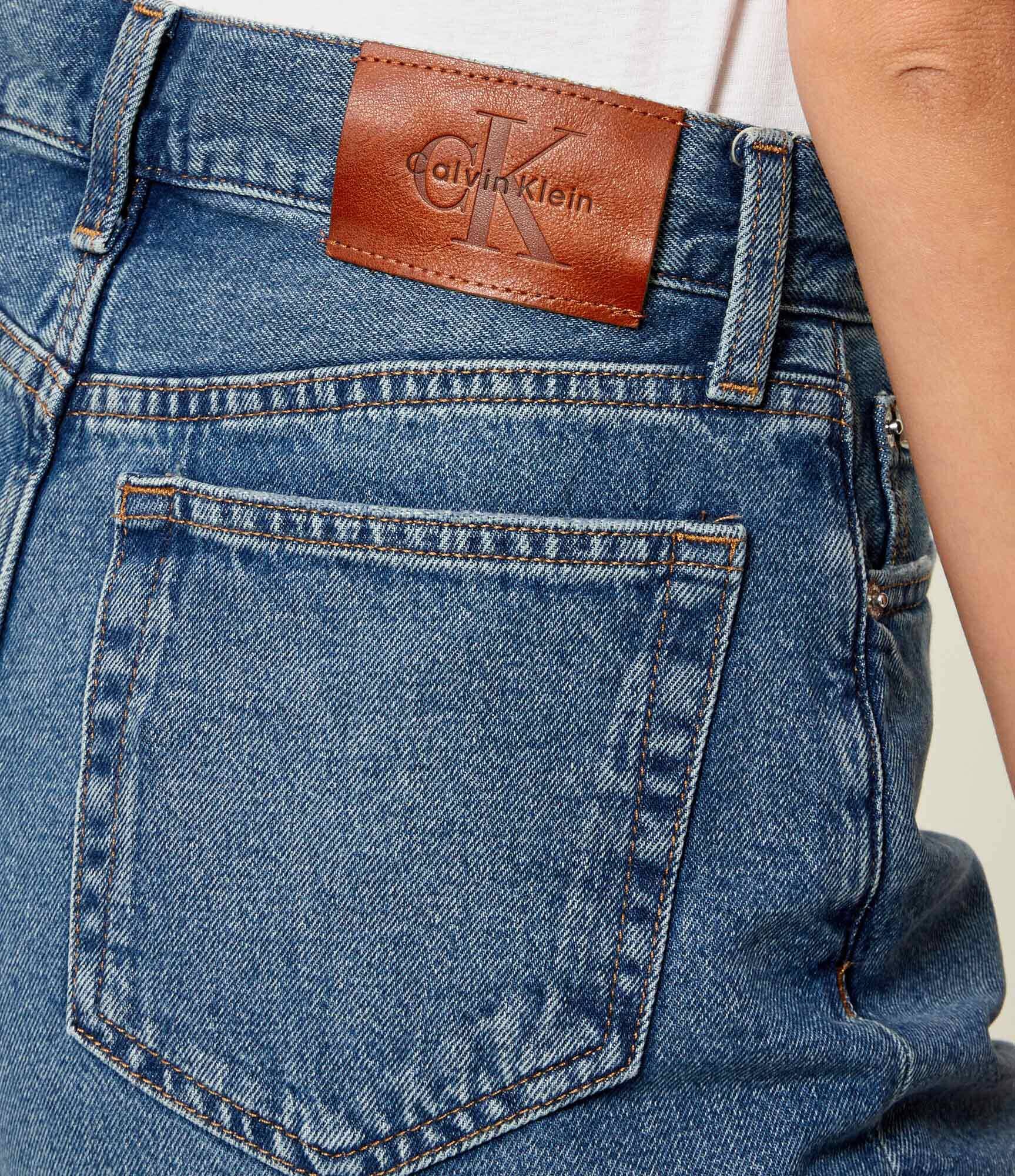 Calvin Klein Jeans De blugi pantaloni scurți CAROLINE | Relaxed fit | mid rise