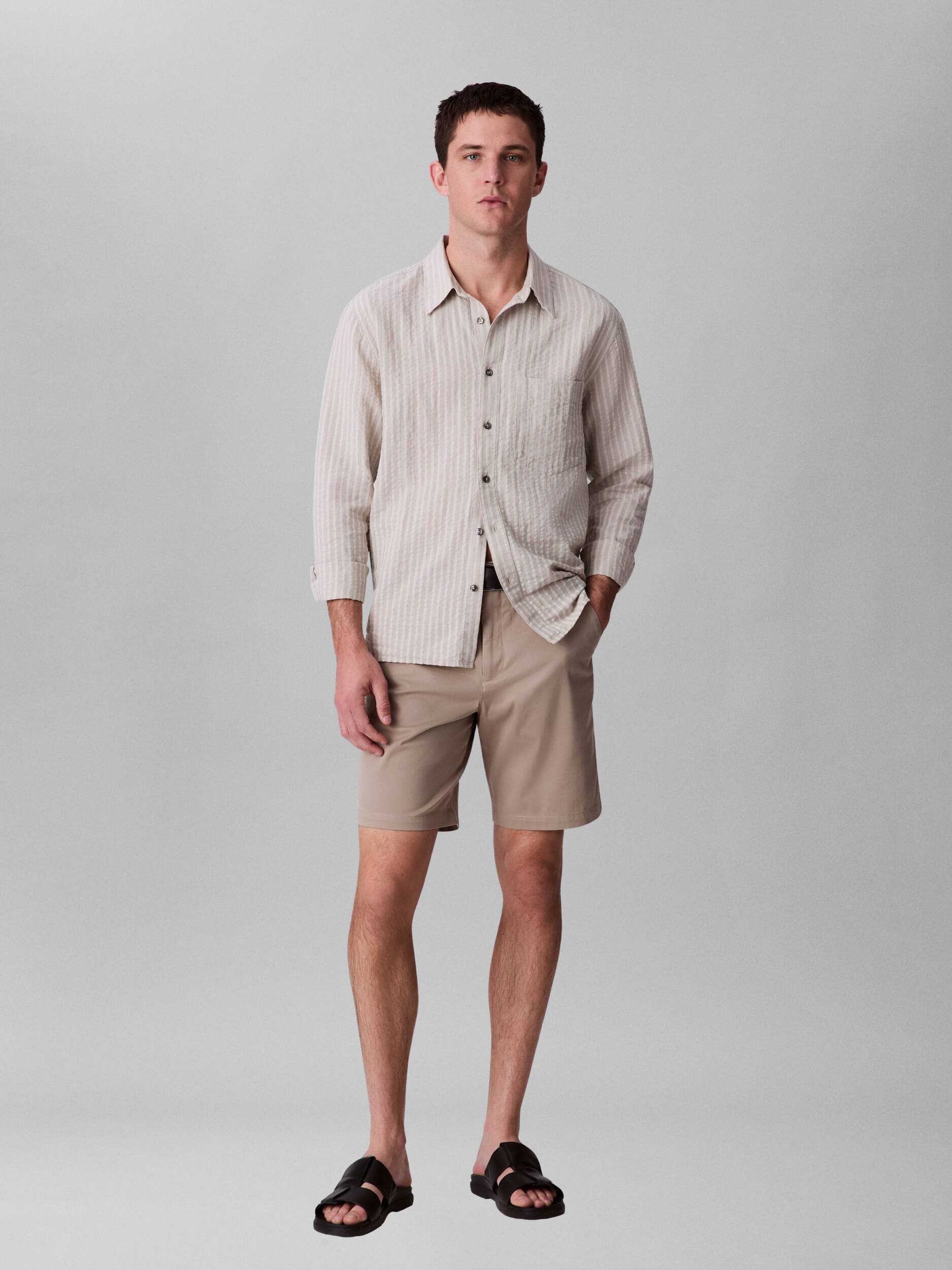 Calvin Klein Pantaloni scurți chino | regular fit