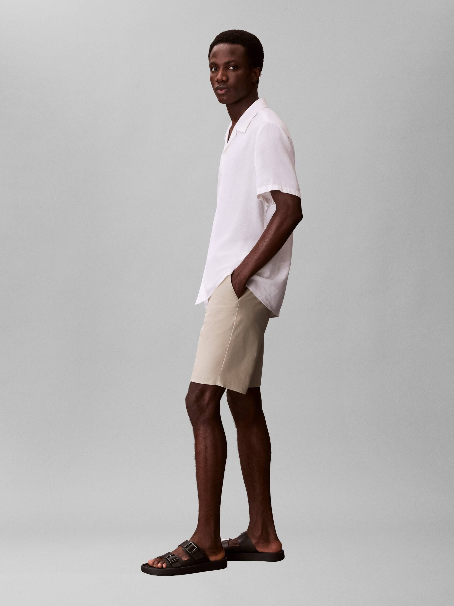 Calvin Klein Pantaloni scurți chino | Slim Fit