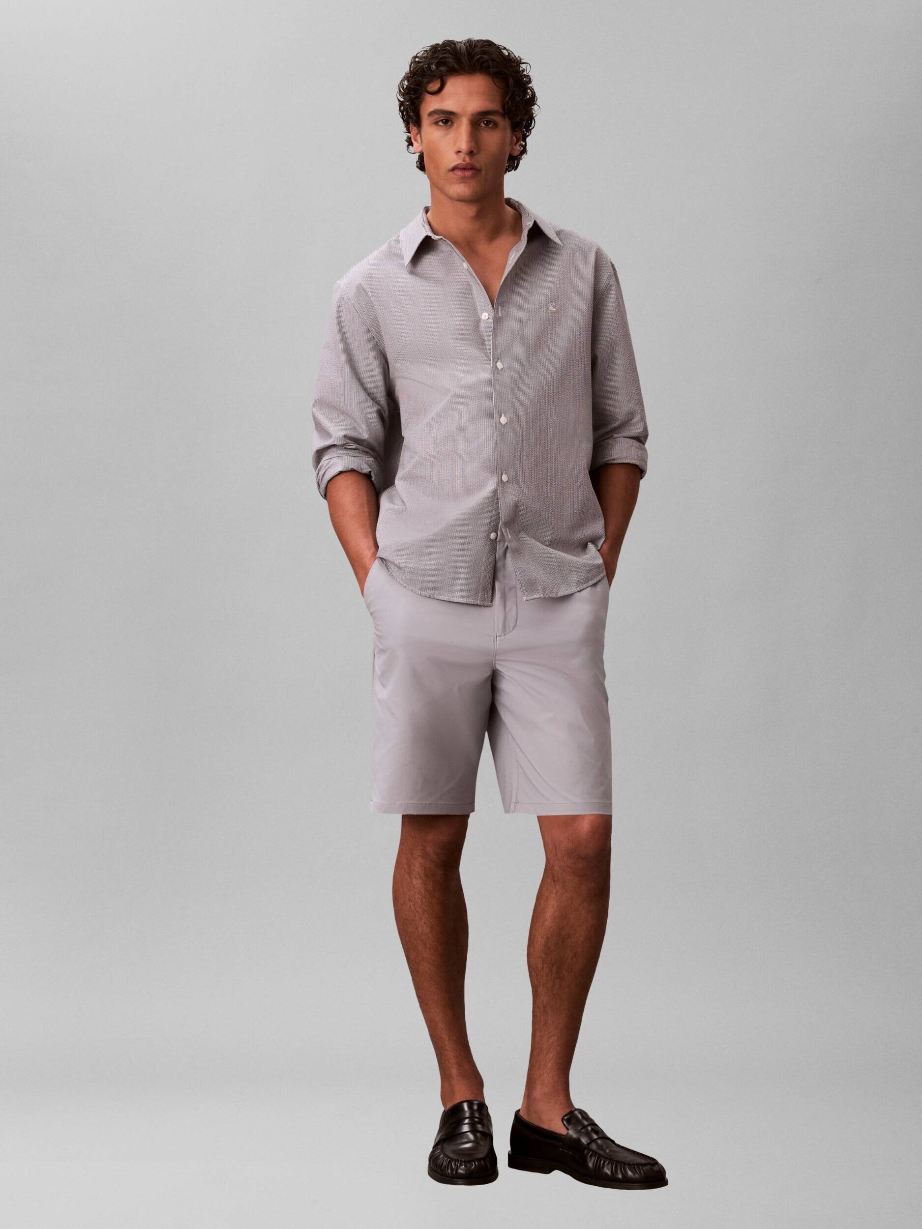Calvin Klein Pantaloni scurți chino | Straight fit