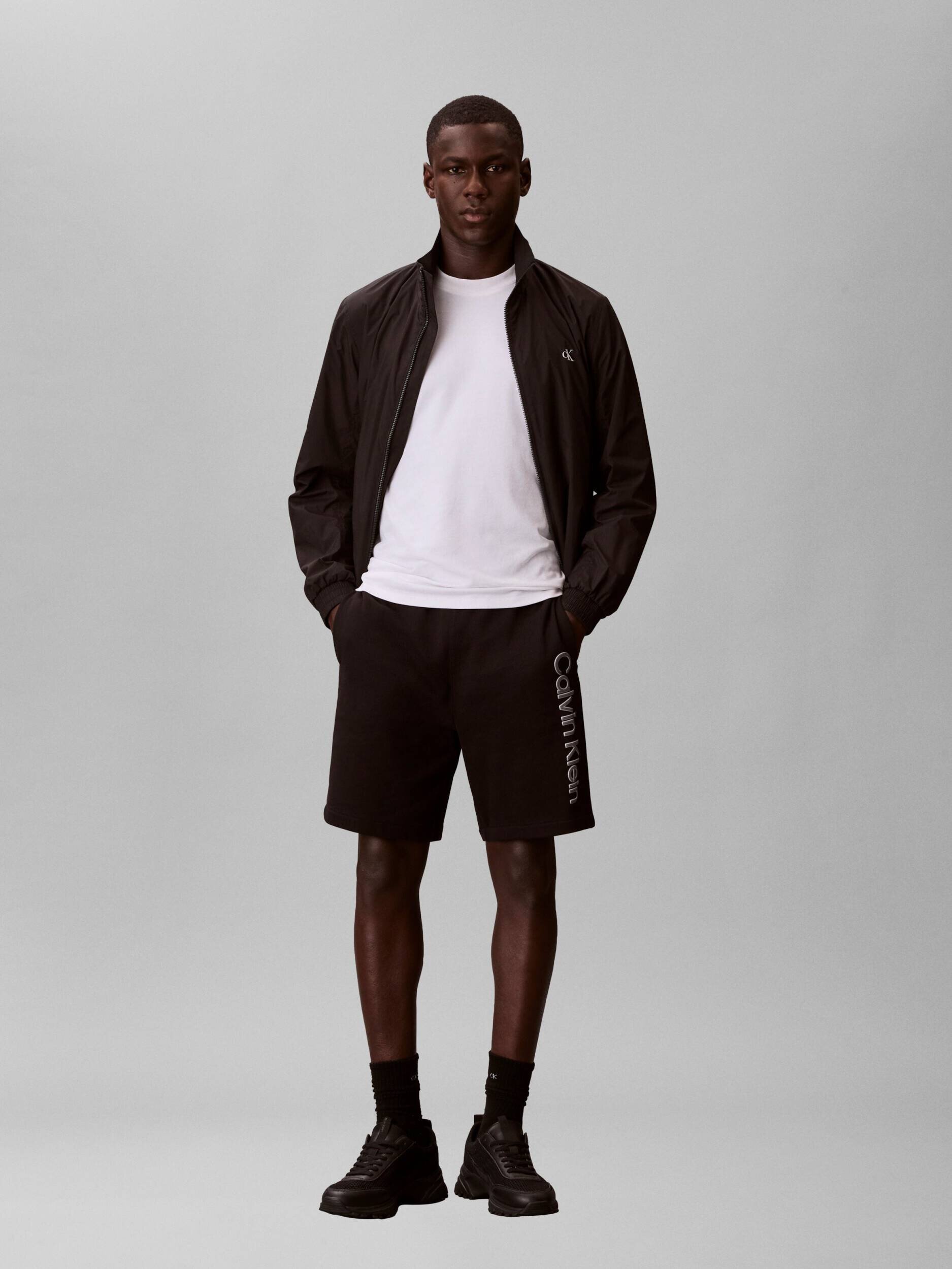 Calvin Klein Pantaloni scurți TERRY GRAPHIC | regular fit