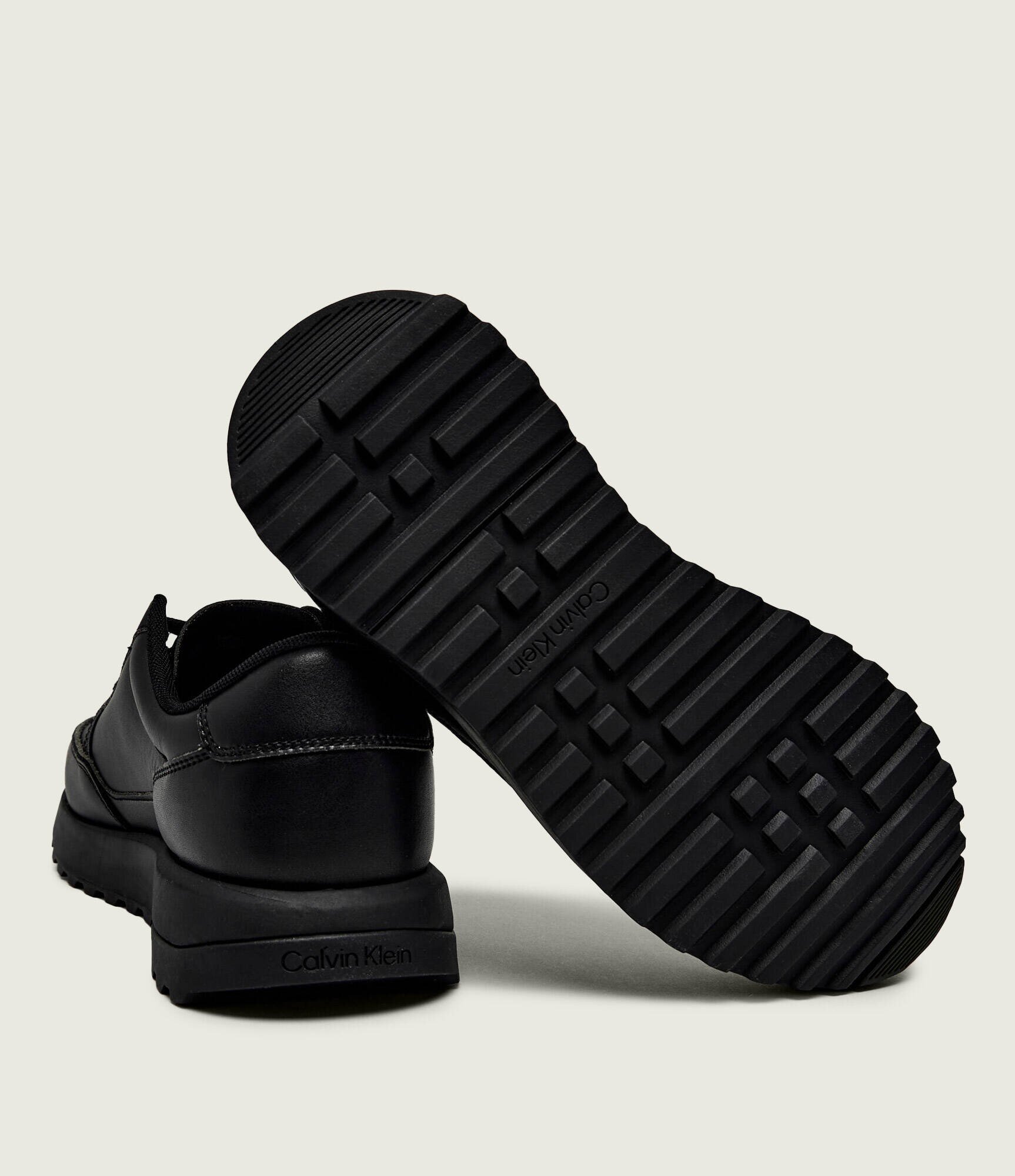 Calvin Klein Teniși din piele CITY RUNNER