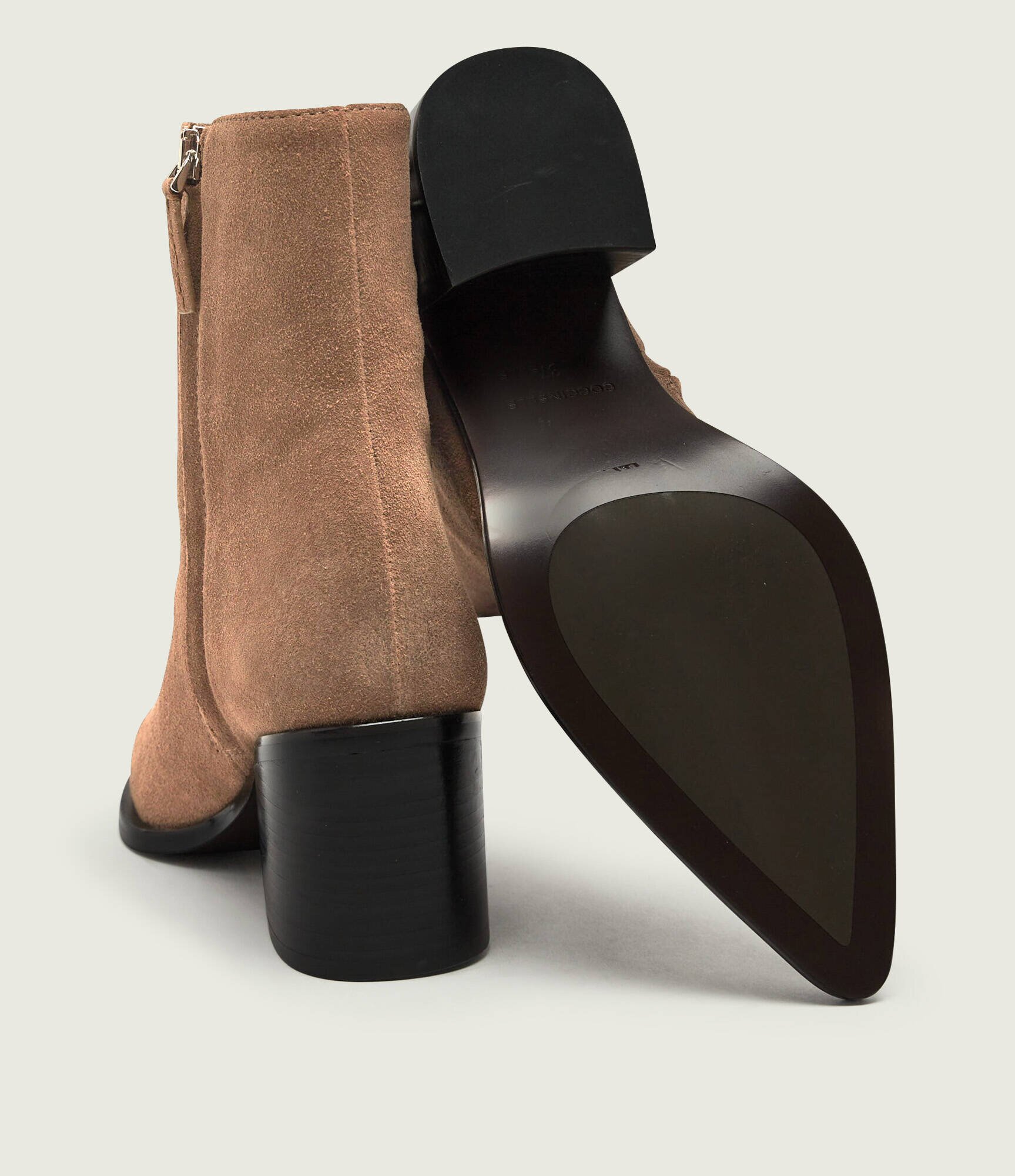 Coccinelle Botine cu toc Gretel | piele întoarsă