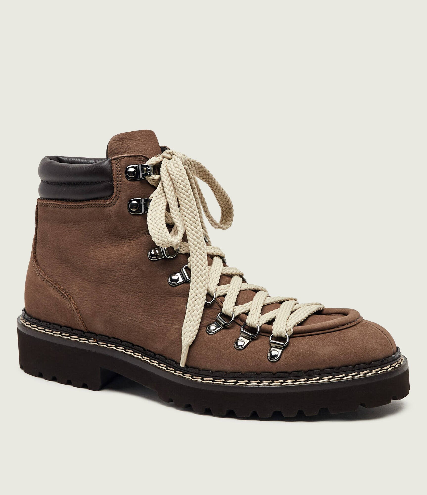Doucal's De piele insulete