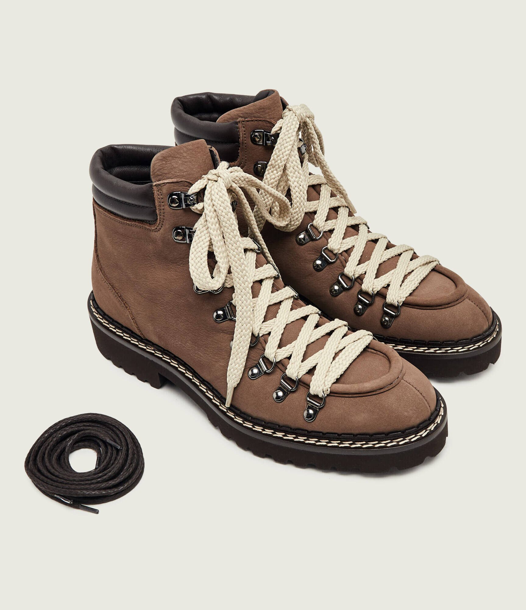 Doucal's De piele insulete